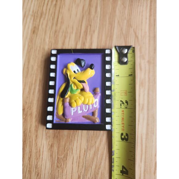 Vintage Disney Pluto Fridge Magnet 3D Film Strip Style Collectible Home Decor - Picture 4 of 4